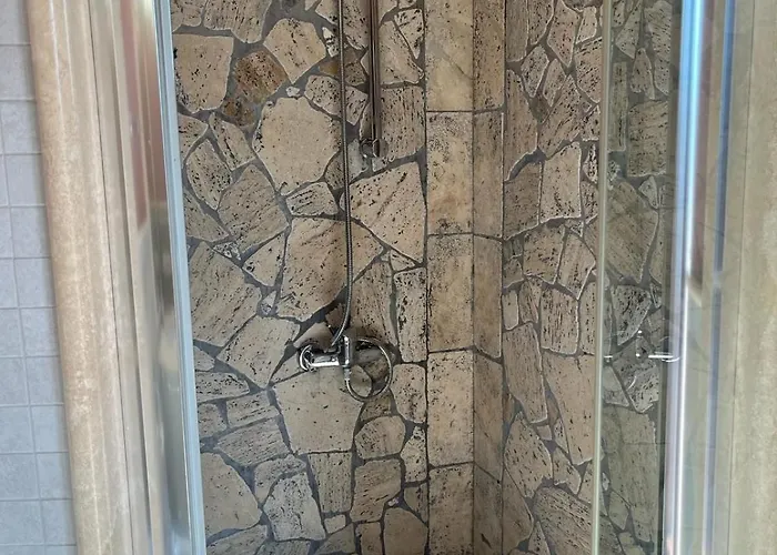 Al Capolinea Πανσιόν 4*