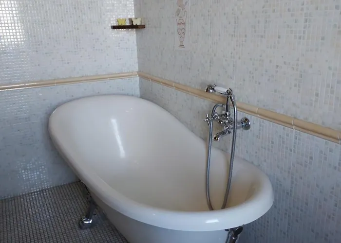 Πανσιόν Al Capolinea